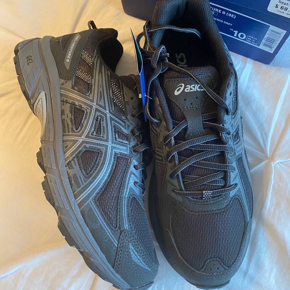 Men’s ASICS Gel-Venture 6
